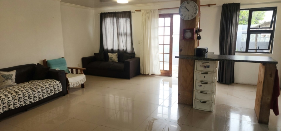 3 Bedroom Property for Sale in New Woodlands Western Cape
